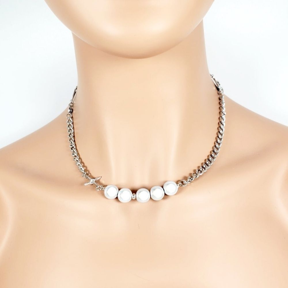 Brand New Stainless Steel Silver Necklace With Pearl